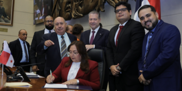 Aprueban en tercer debate reformas de la CSS, Presidente dijo que sancionará la próxima semana