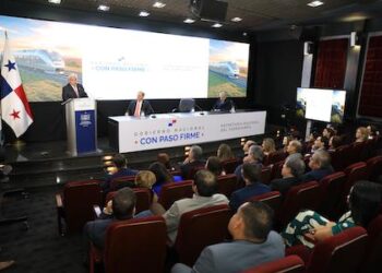 Gobierno define trazado del tren Panamá-David y lo presenta como eje de desarrollo logístico