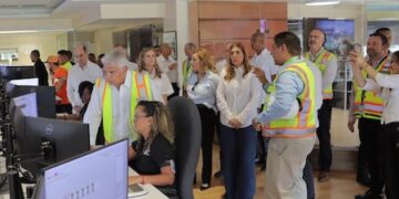 Mulino destaca rol de trabajadoras colonenses durante visita SSA Marine Mit en Colón