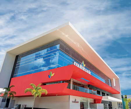 Multibank celebra 35 años construyendo historias reales y proyectando el futuro de Panamá