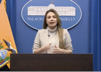 Ecuador saca a Panamá de la lista de paraísos fiscales