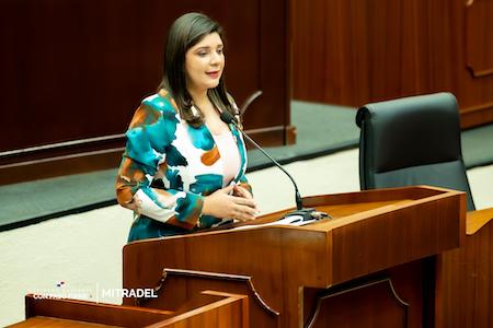 Presentan ante la Asamblea Nacional programa de pasantías para impulsar empleo juvenil