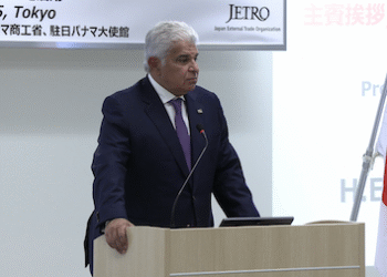 Presidente de Panamá destaca en Japón proyectos de infraestructura y la posible reapertura de la mina de cobre