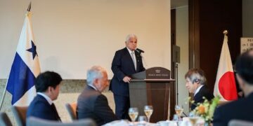 Presidente de Panamá oficializa en Japón inicio del proyecto de gasoducto por el Canal