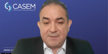 Empresas multinacionales lanzan academia para preparar talento panameño y fortalecer su inserción laboral