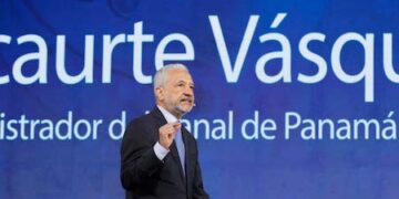 Canal de Panamá destaca interés del sector privado en concesiones portuarias