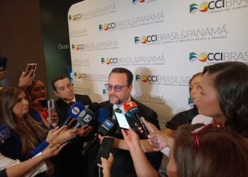 Paneles arbitrales de la mina de cobre y Panamá se constituyeron, pero los procesos permanecen suspendidos