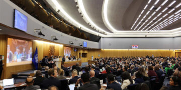 EE. UU. plantea reservas mientras la OMI debate el marco global de emisiones cero