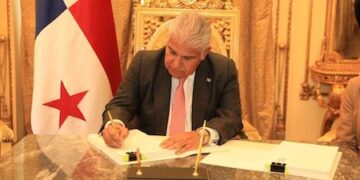 Presidente Mulino sanciona Ley del Presupuesto 2026 con más de US$11 mil millones en inversión pública