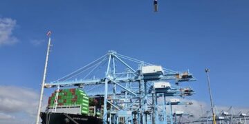 Operaciones portuarias bajo un nuevo modelo de automatización, velocidad y control inteligente