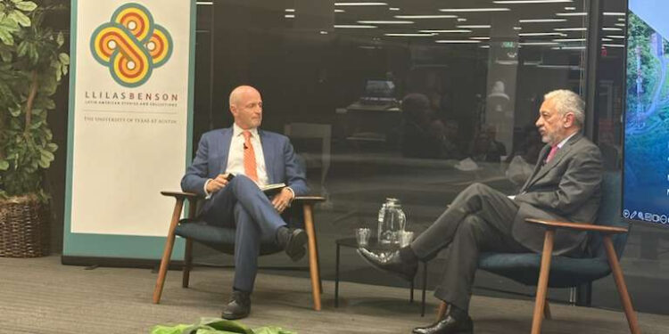 La eficiencia del Canal de Panamá impulsa inversiones y fortalece el comercio entre América y Asia