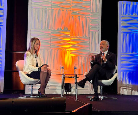 Administrador del Canal de Panamá destaca desarrollos estratégicos en conferencia marítima en Houston