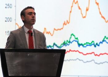 Moodys este es el año en que se define la calificación de Panamá, o pasa a estable o se baja