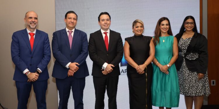 Nuevo presidente de APATEL anuncia agenda de reformas para competitividad y sostenibilidad hotelera