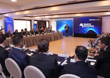 Banco Nacional de Panamá promueve la inversión estratégica en encuentro trascendental de alto nivel