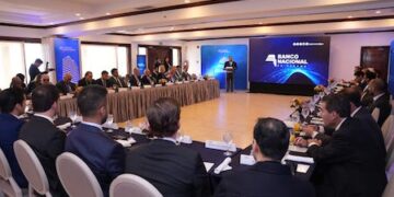 Banco Nacional de Panamá promueve la inversión estratégica en encuentro trascendental de alto nivel