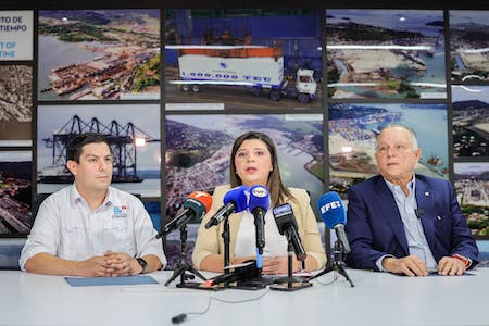 Panamá asume control de puertos y designa dos operadores tras quedar ejecutado el fallo contra Panama Ports