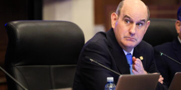 Gobierno de Panamá fija precios del combustible para transporte y pesca artesanal