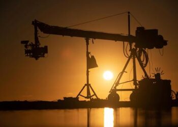 Petroleo llegó a más de 100 dólares