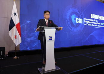 Superintendente advierte a bancos no exagerar en el comisiones a clientes y plazos largos en financiamiento de autos