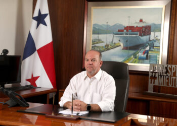 La patria siempre, siempre va primero