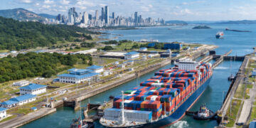 Panamá y la nueva batalla del comercio marítimo