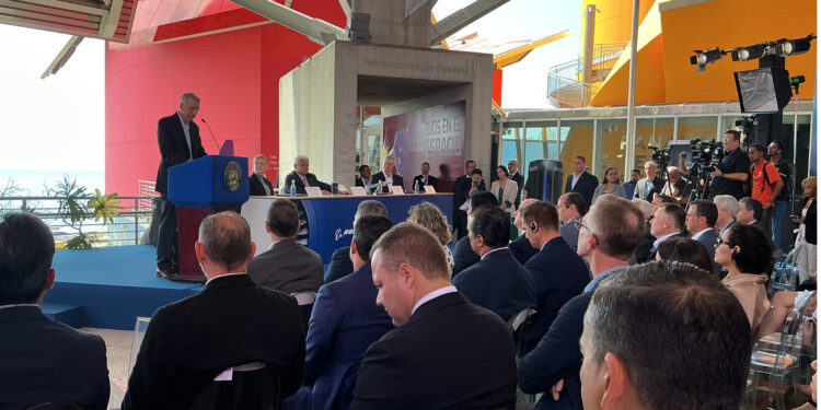 Copa Airlines compra 60 aviones Boeing más por la suma de 13.5 mil millones