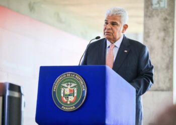 Presidente de Panamá viajó a Grecia con agenda centrada en sector marítimo, inversiones y turismo