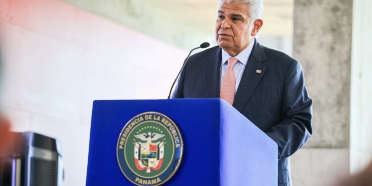 Presidente de Panamá viajó a Grecia con agenda centrada en sector marítimo, inversiones y turismo