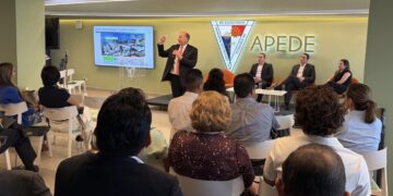 AES Panamá destaca inversiones por más de US$12 mil millones en el sector eléctrico y su aporte al crecimiento económico