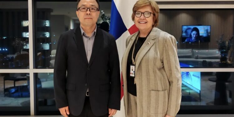 El nuevo enviado de China aterriza en una relación bilateral marcada por desafíos.