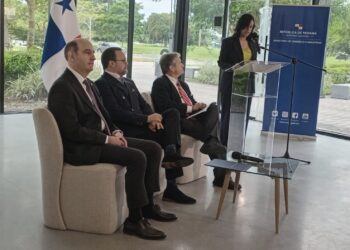 Comisión de ministros estaría entregando la recomendación sobre la mina al presidente antes que finalice el año
