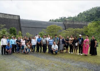 Fundación AES Panamá impulsa programa de becas técnicas para jóvenes de Bocas del Toro