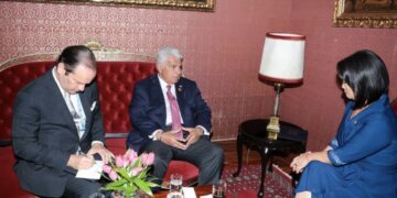 Presidentes de Panamá Mulino y Perú Fujimori acuerdan reactivar el TLC y explorar un acuerdo de cielos abiertos
