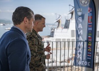Hegseth: estadounidenses “han venido para quedarse” en Panamá; bloqueo a Irán seguirá “indefinidamente” y advertencia a Cuba