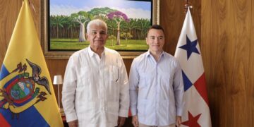 Panamá y Ecuador acuerdan extender interconexión eléctrica regional y abrir negociación comercial