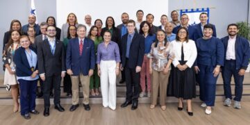 Canal y entidades del Estado crean comité para coordinar reasentamiento de 550 familias en Río Indio