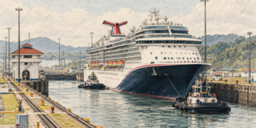 Canal de Panamá espera más de 220 tránsitos durante temporada de cruceros 2026-2027